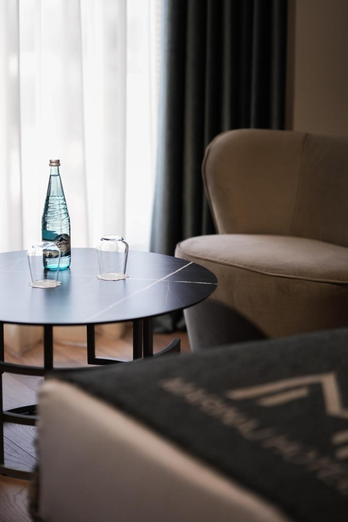 Marinaj Hotel & Spa Tirana Esterno foto